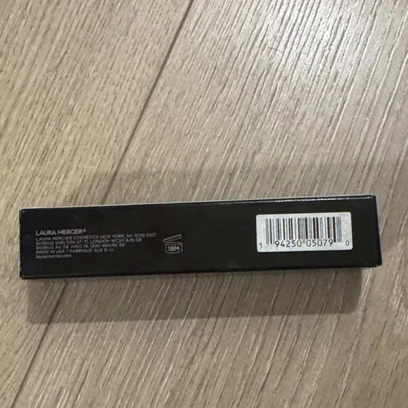 Bronzer by Laura Mercier Sunstone tinted moisturizer bronzer - Picture 11 of 12